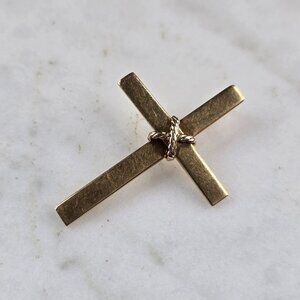 Vintage Estate 14K Yellow Gold Religious Cross Pendant, 1.4g E3938
